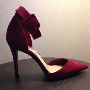 Jessica Simpson Suede Heels Red